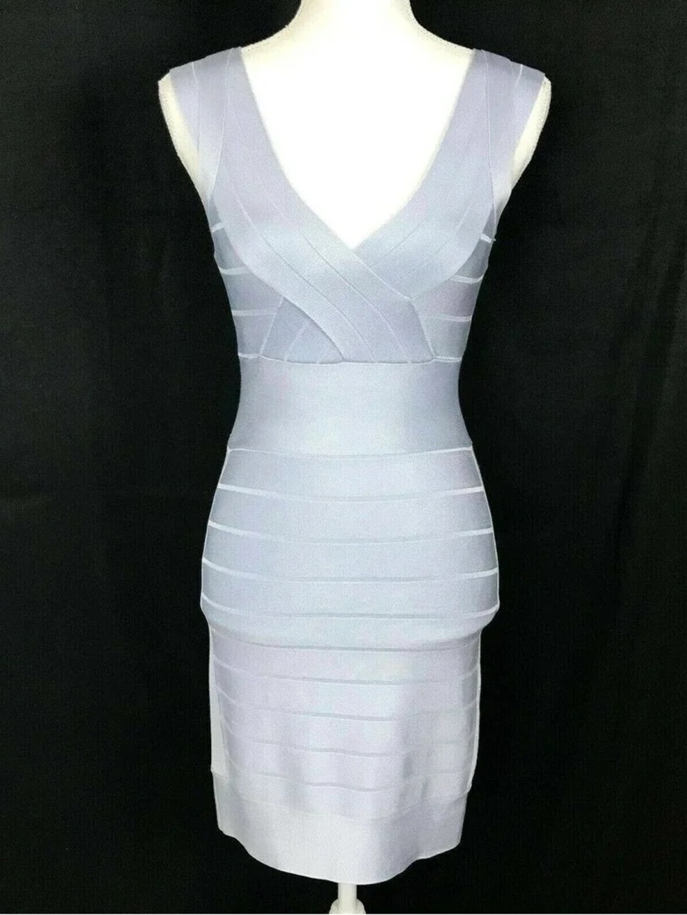Sleeveless V-Neck Bandage Dress in Light Lavender